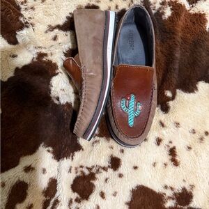 Roper Men's Tan and Brown Loafers with Cactus Accent